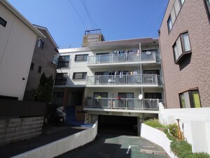 山田マンション外観写真