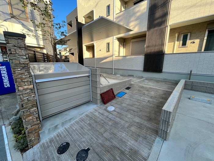 物件外観写真5　(建物設備)