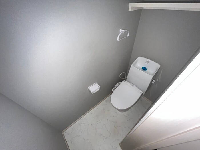 物件内観写真11　(トイレ)