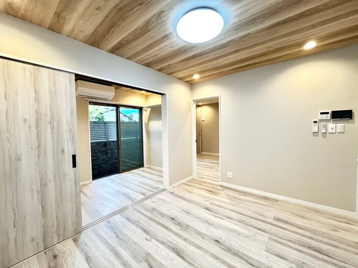 物件内観写真8　(居室)