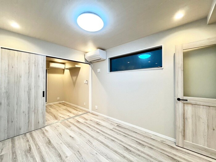 物件内観写真9　(居室)