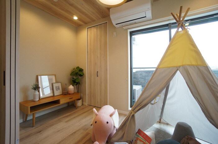 物件内観写真11　(居室)