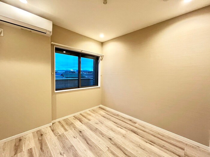 物件内観写真11　(居室)