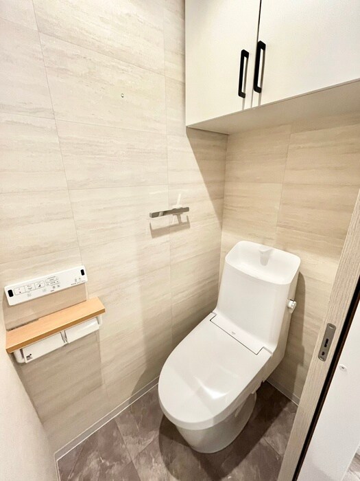 物件内観写真14　(トイレ)