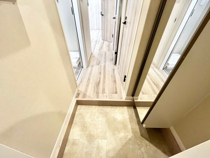 物件内観写真20　(玄関)