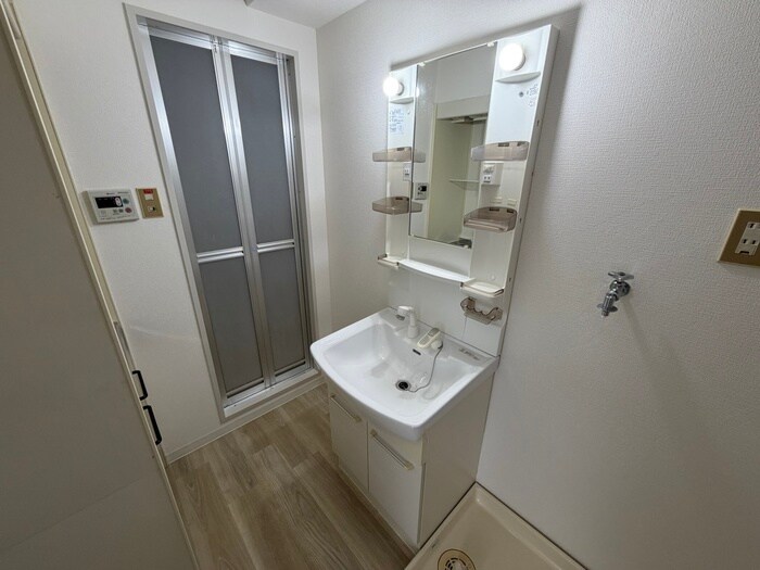 物件内観写真13　(洗面)