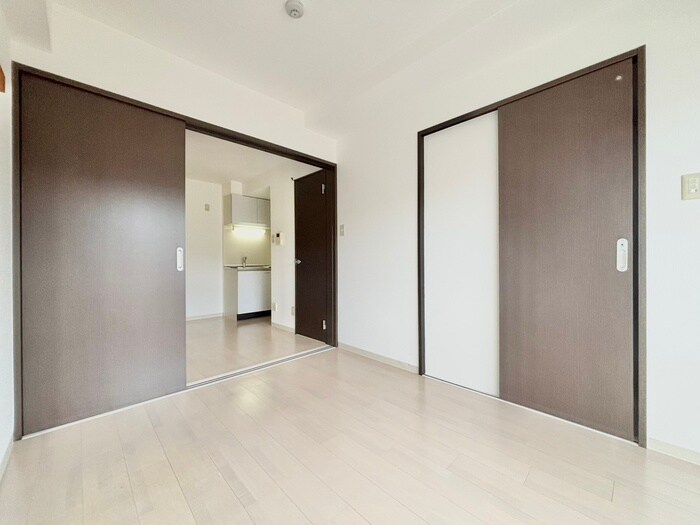 物件内観写真7　(居室)