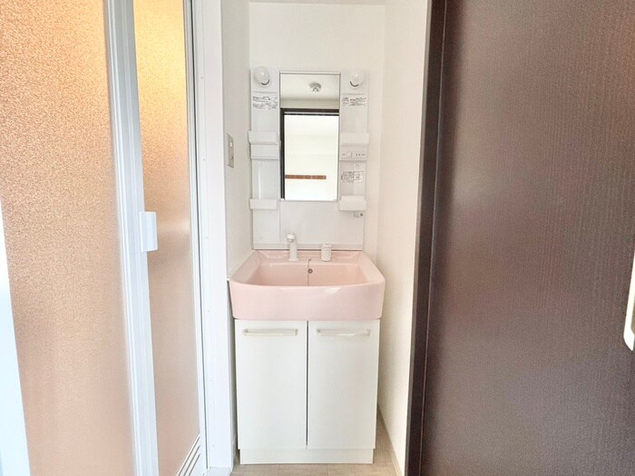 物件内観写真10　(洗面)