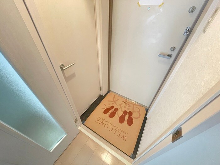 物件内観写真19　(玄関)