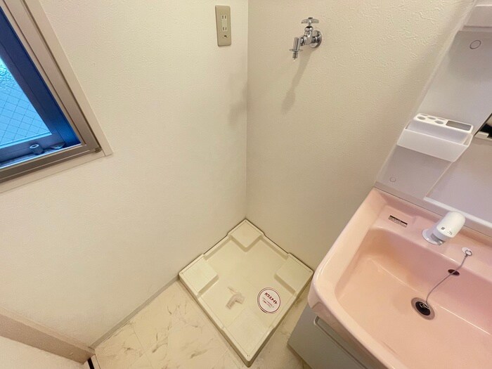 物件内観写真21　(洗濯機置場)