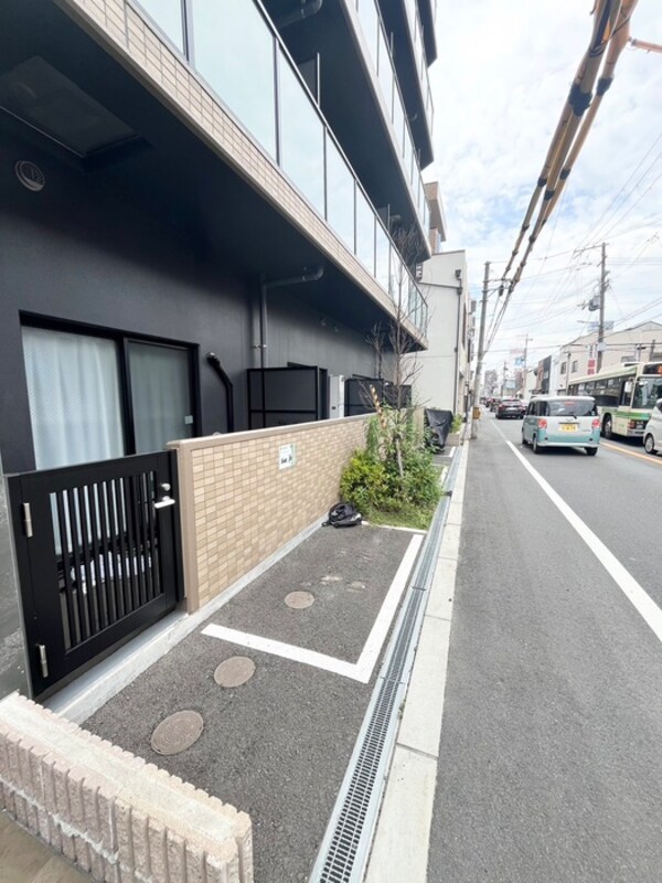 バイク置き場