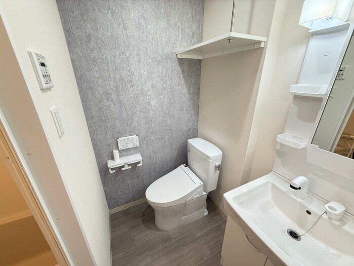 物件内観写真10　(トイレ)