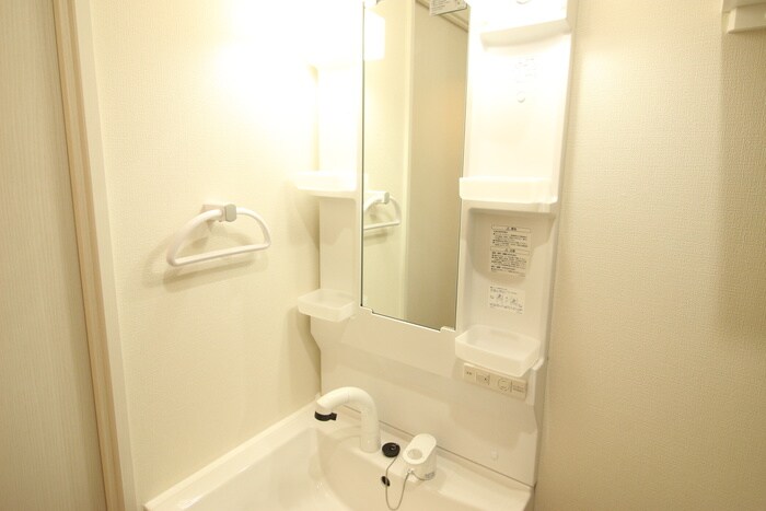 物件内観写真10　(洗面)