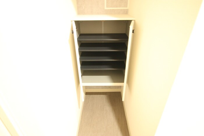 物件内観写真14　(靴箱)