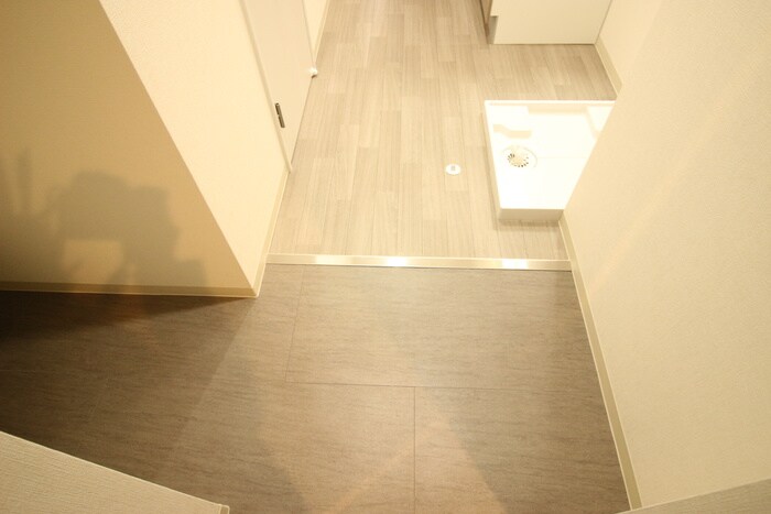 物件内観写真15　(玄関)