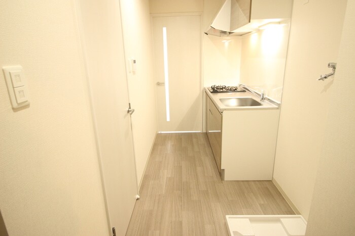 物件内観写真16　(廊下)