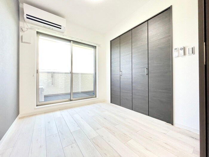 物件内観写真11　(居室)