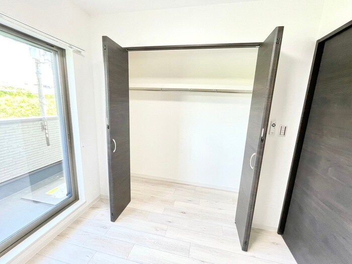 物件内観写真13　(収納)