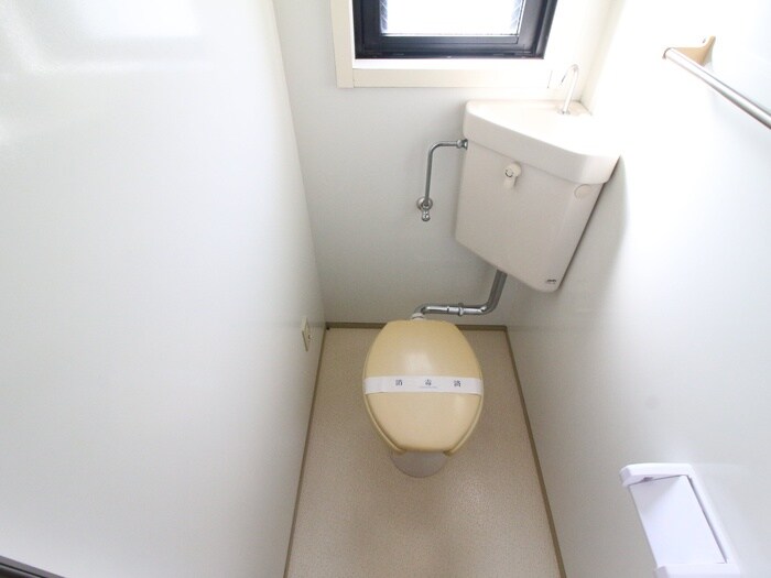 物件内観写真13　(トイレ)