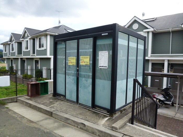 物件外観写真4　(建物設備)