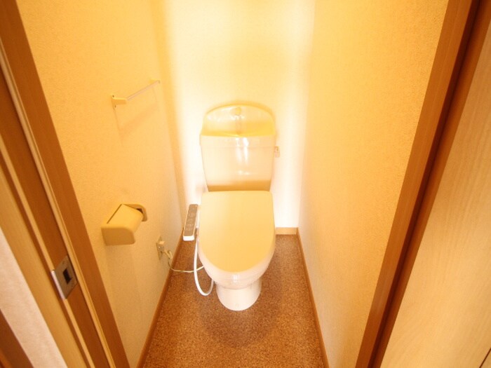 物件内観写真14　(トイレ)