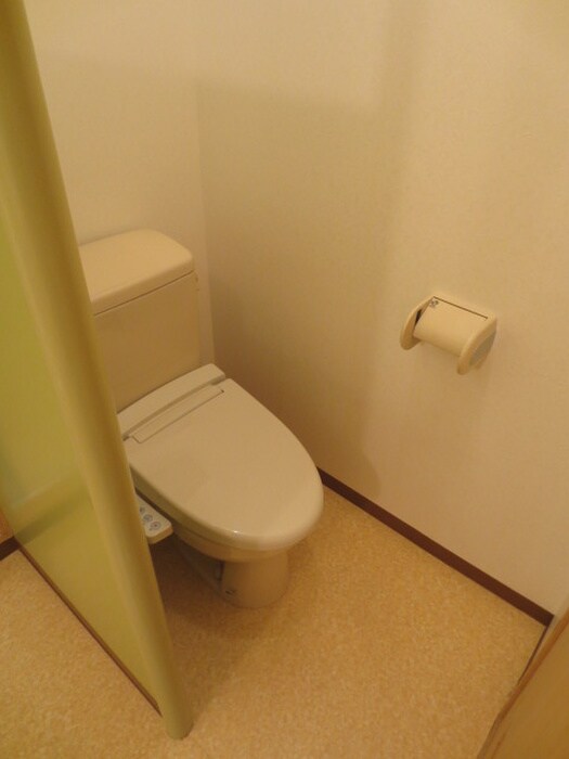 物件内観写真11　(トイレ)