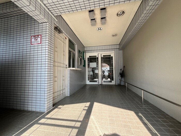 物件外観写真6　(建物設備)