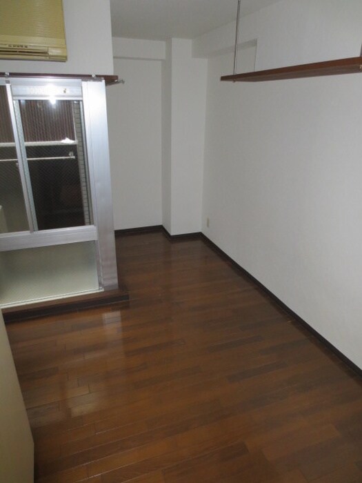 物件内観写真6　(居室)