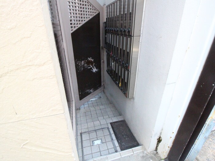 物件外観写真4　(建物設備)