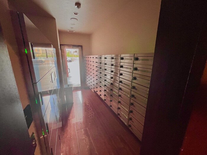 物件外観写真6　(建物設備)