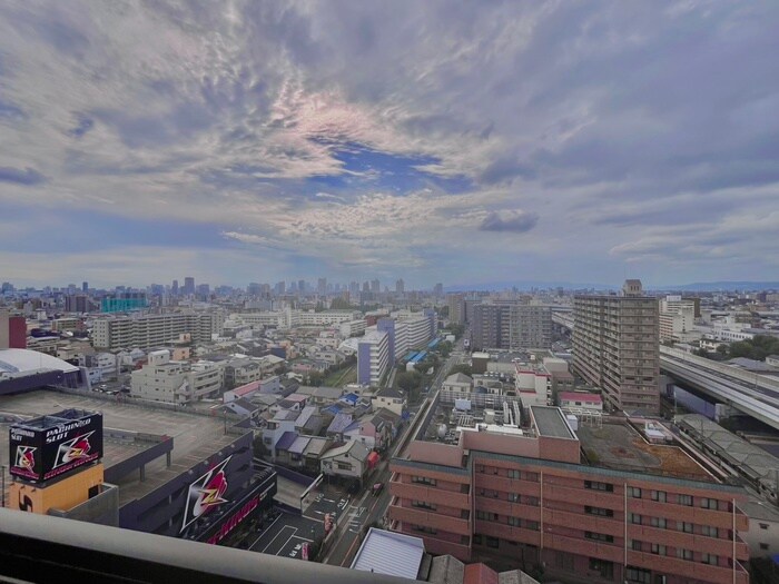 物件内観写真22　(室内からの展望)