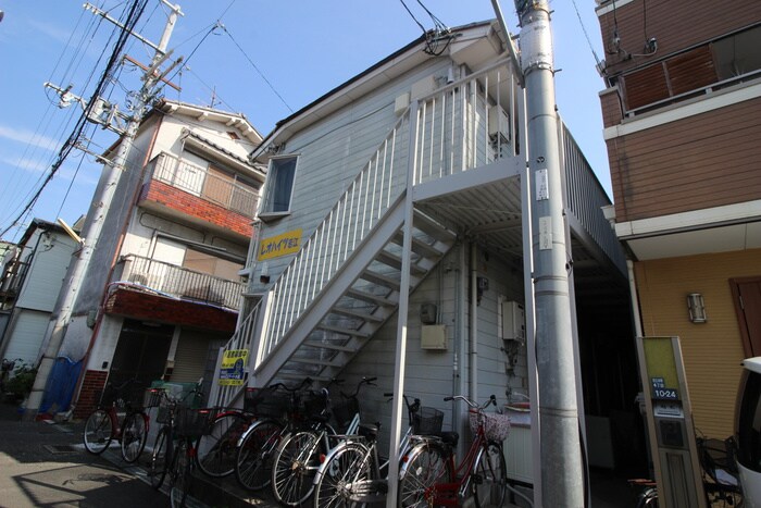 物件外観写真2　(外観写真)