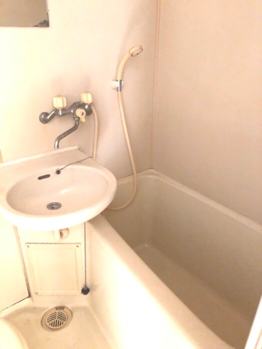 物件内観写真12　(バス／シャワールーム等)