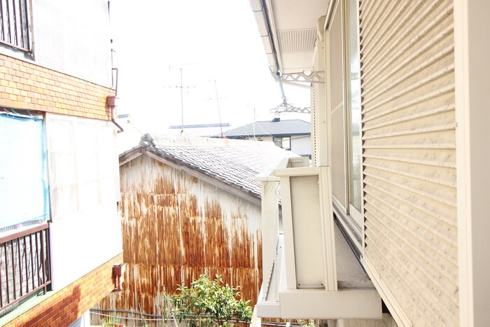 物件内観写真16　(室内からの展望)