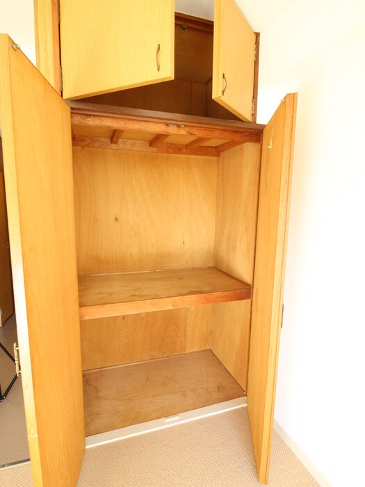 物件内観写真13　(収納)