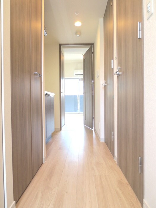 物件内観写真7　(廊下)