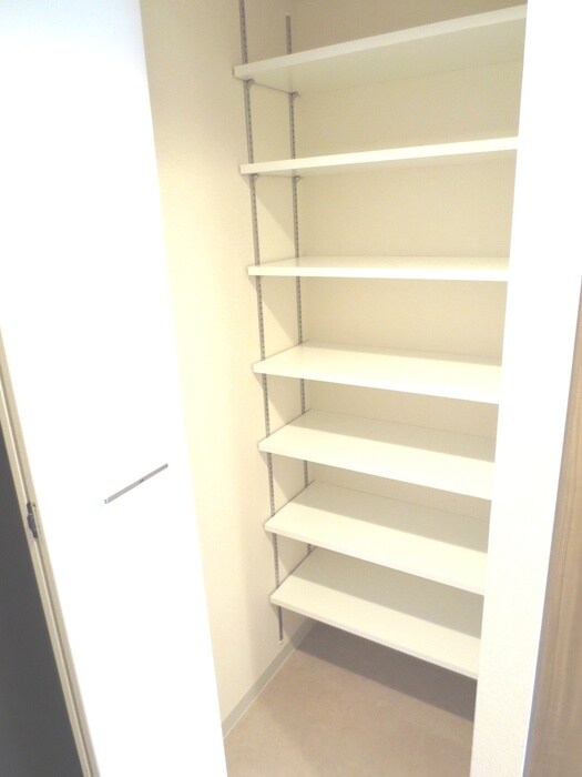 物件内観写真17　(靴箱)