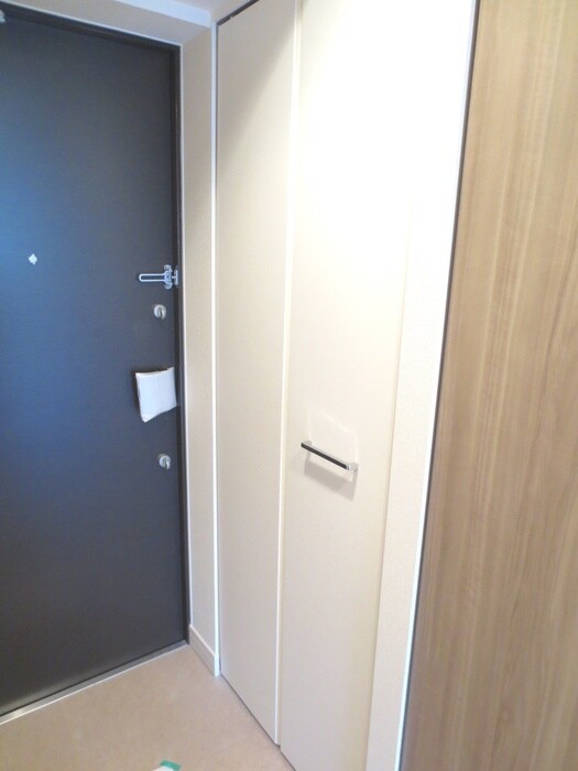 物件内観写真19　(玄関)