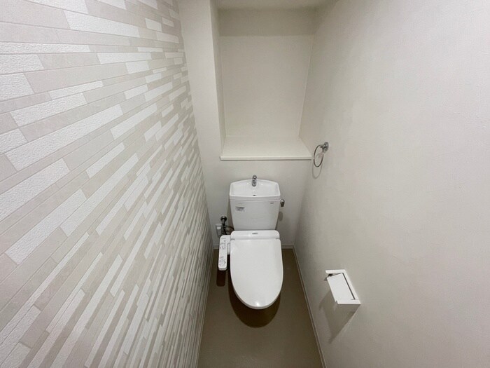 物件内観写真9　(トイレ)