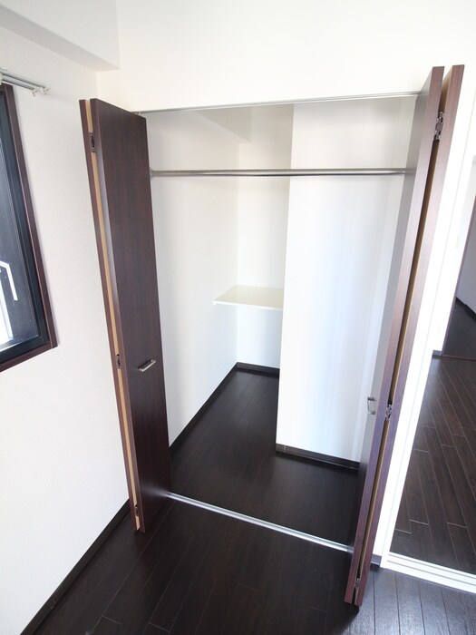 物件内観写真15　(収納)