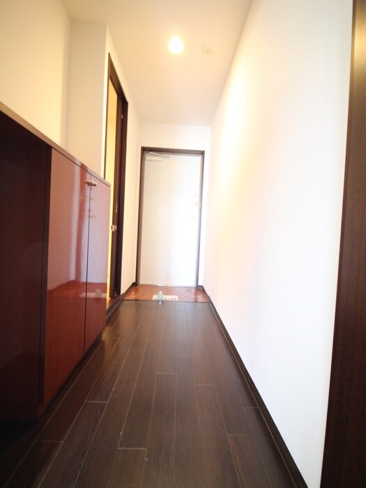 物件内観写真22　(廊下)