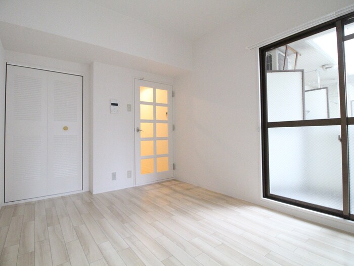 物件内観写真18　(居室)