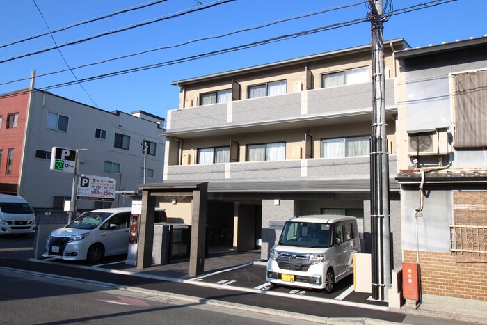 物件外観写真1　(外観写真)