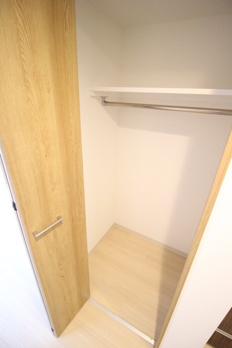 物件内観写真10　(収納)