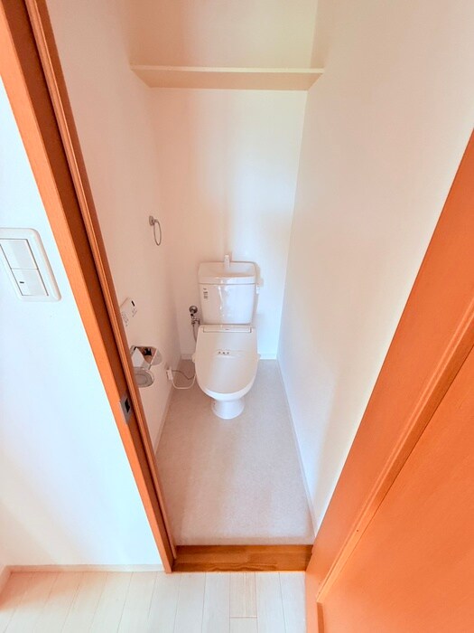 物件内観写真15　(トイレ)