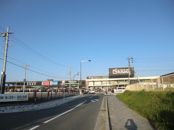 ホームセンタームサシ京都八幡店