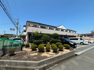 Ｔｏｍｙ　ｓ　ｃｏｕｒｔ北花田外観写真
