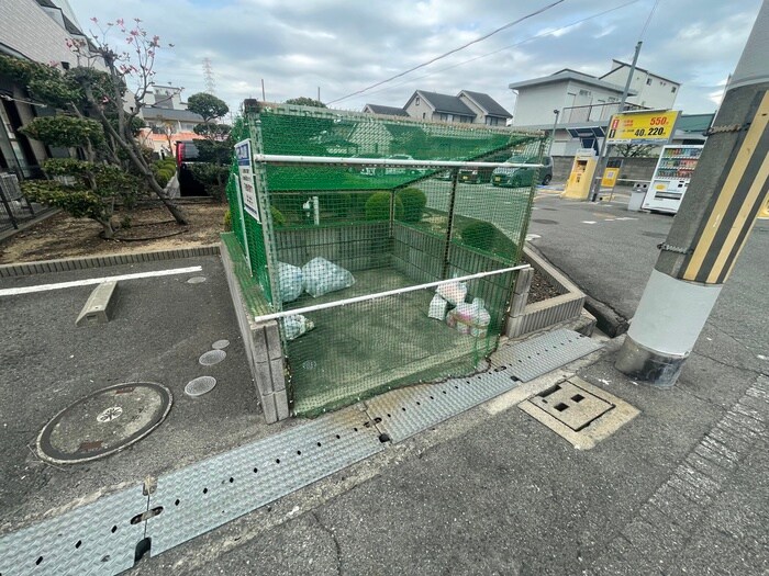 物件外観写真3　(建物設備)