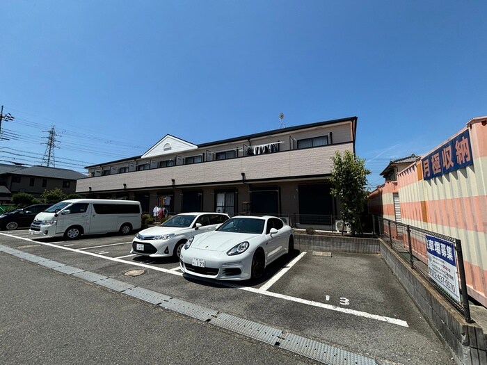 物件外観写真6　(外観写真)