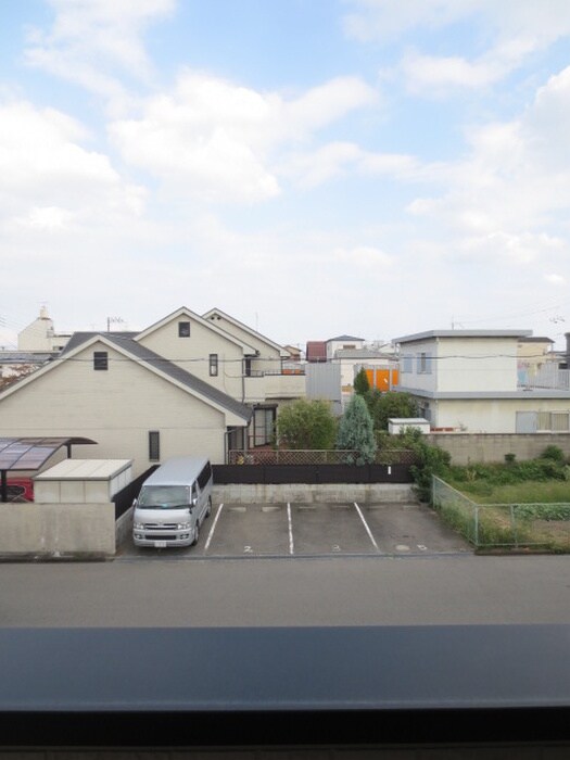 物件内観写真16　(室内からの展望)